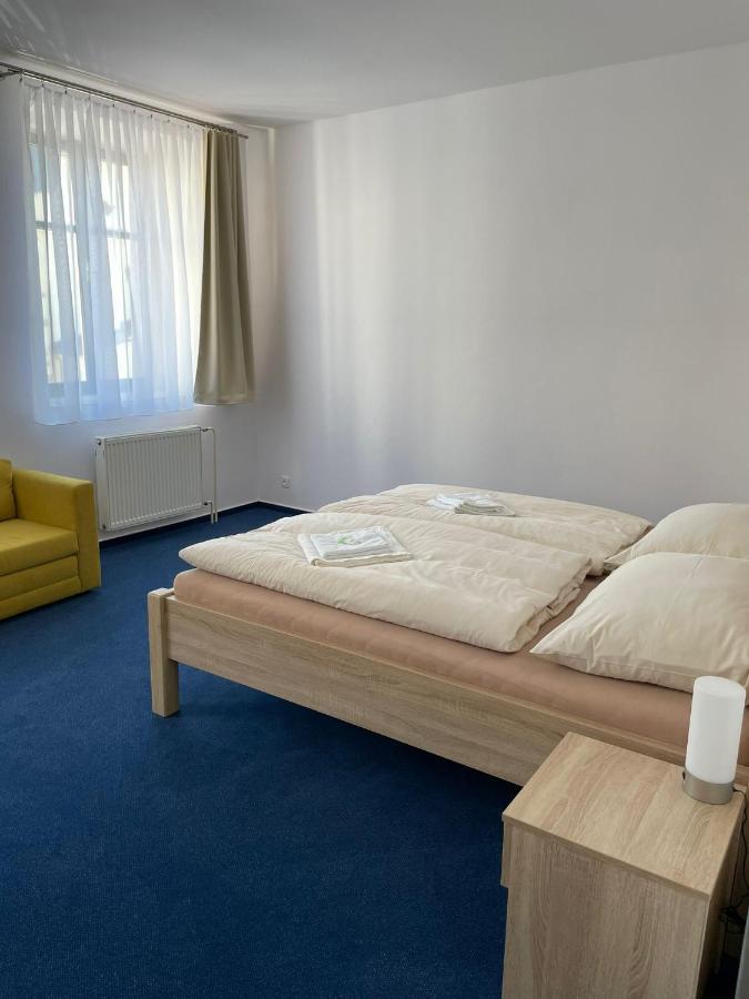 Hotel U Mesta Prahy Nachod Exterior photo